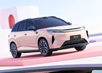 La futura BYD Atto 3 promette un pieno elettrico in 9 minuti, ma solo in determinate condizioni