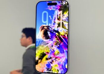 iOS 27 sarà lo Snow Leopard dell'iPhone: Apple punta su stabilità e batteria alla WWDC 2026 con un Siri finalmente personalizzato nella Dynamic Island e ritocchi foto IA